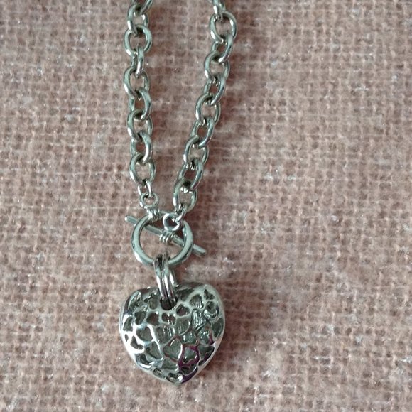 Bracelet with 3D Pave Heart Dangling Charm - Picture 2 of 4
